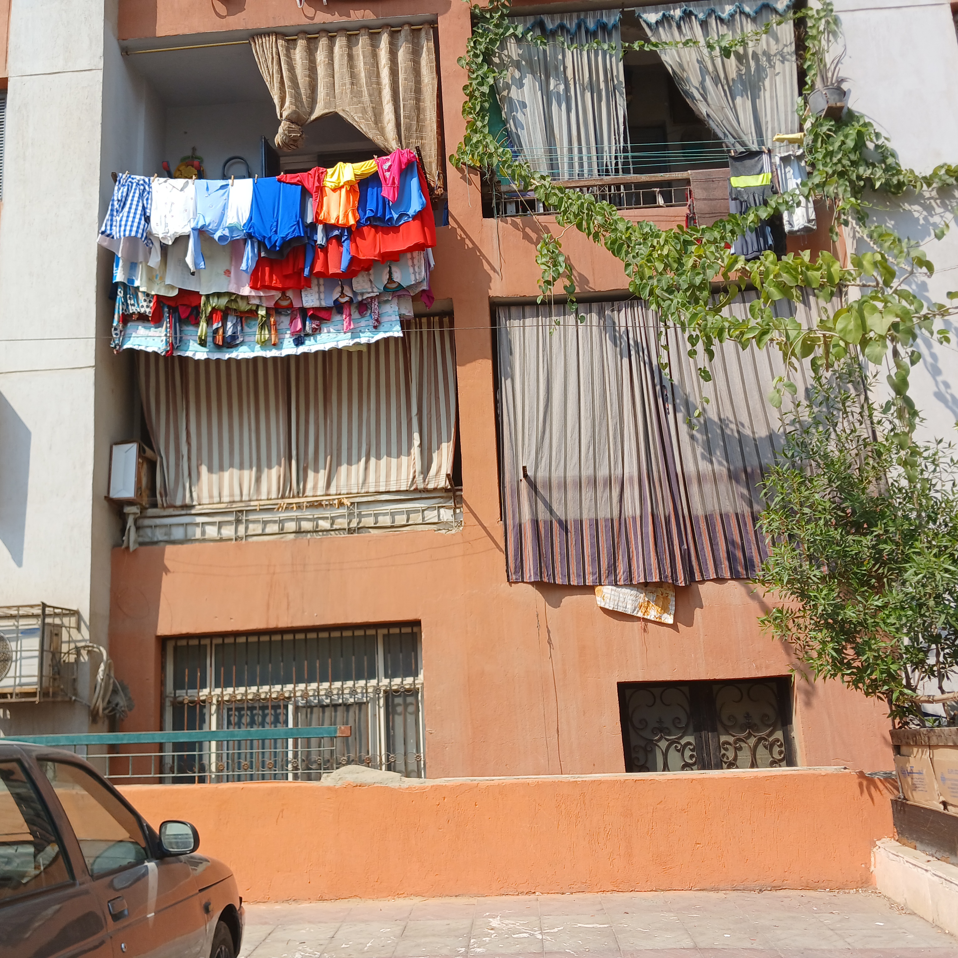 Al-Asmarat District